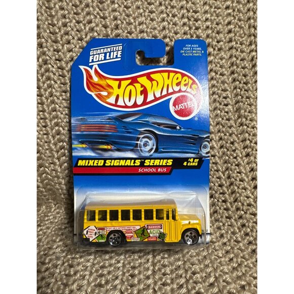 Hot Wheels Mattel 1998 Mixed Signals Series School Bus Die-Cast Toy Car - Picture 1 of 2